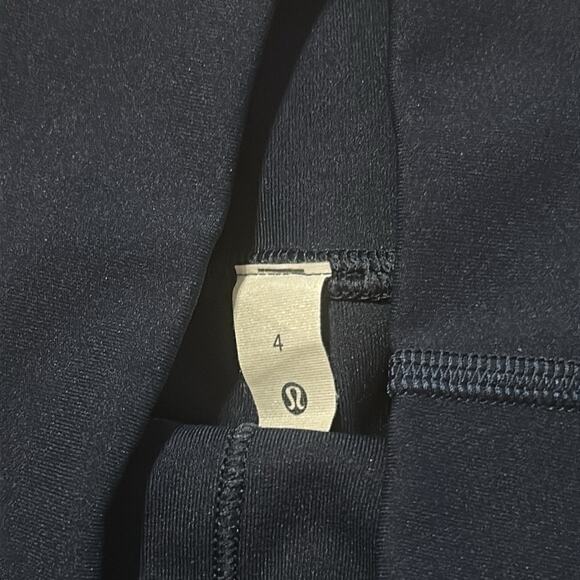 Lululemon Wunder Under Scallop High Rise 23” Crop Leggings True Navy Size 4 - Picture 3 of 7